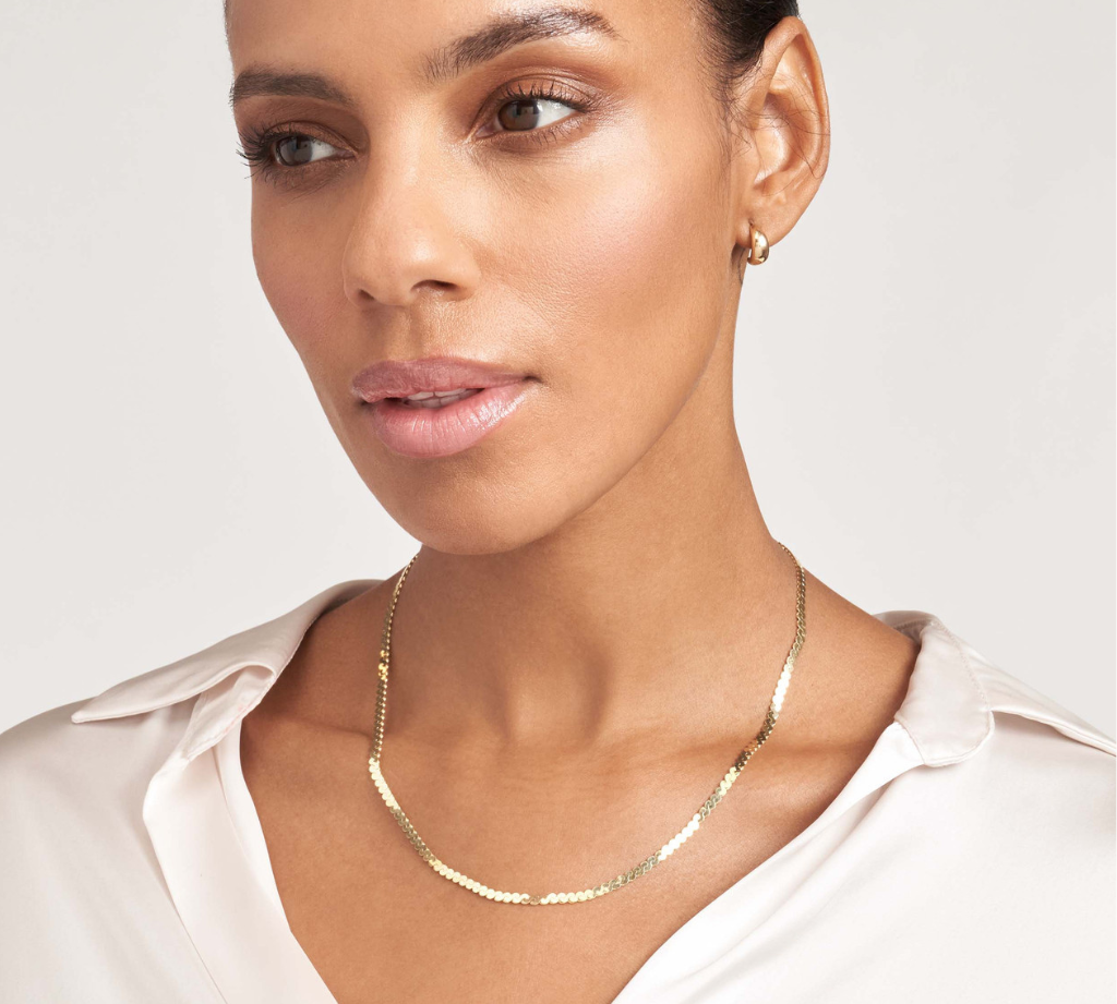 Minimalist 14K solid gold serpentine chain necklace with a flexible design